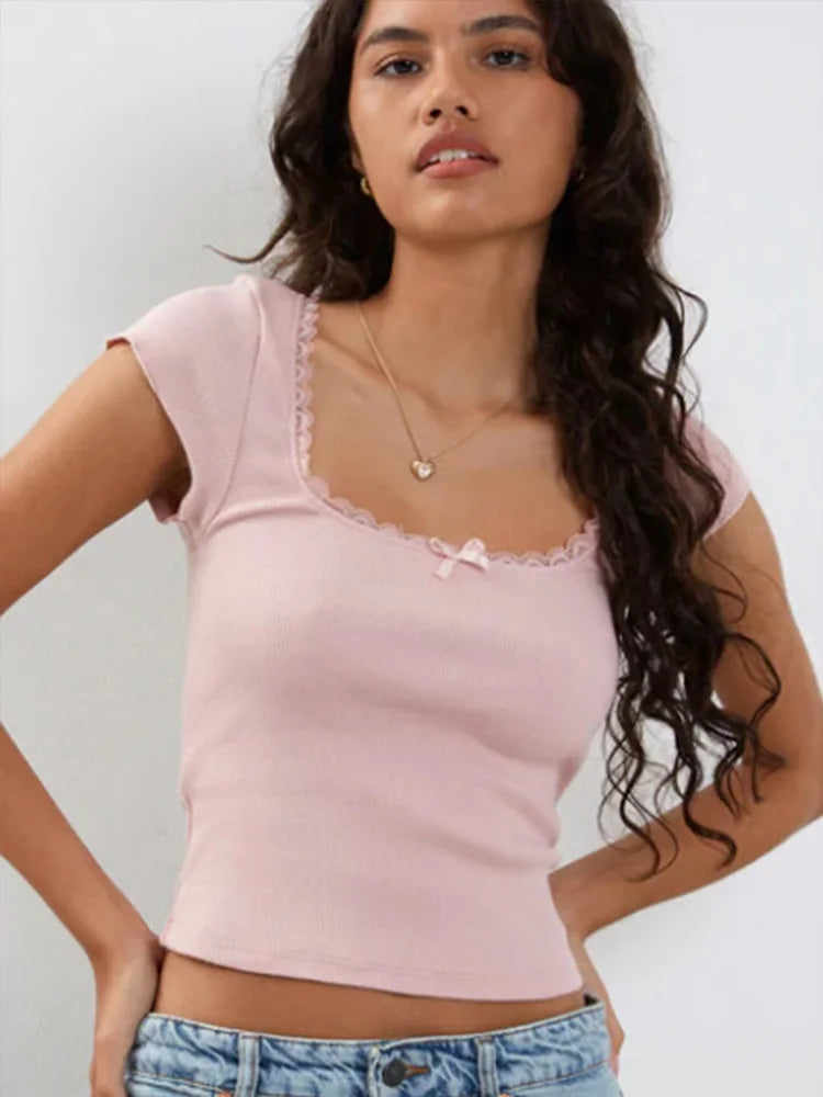Women's Sleeveless Knitted Crop Top