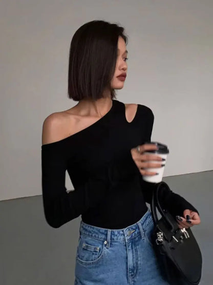 Women's Off-shoulder Long-sleeved Crop Top