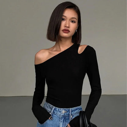 Women's Off-shoulder Long-sleeved Crop Top
