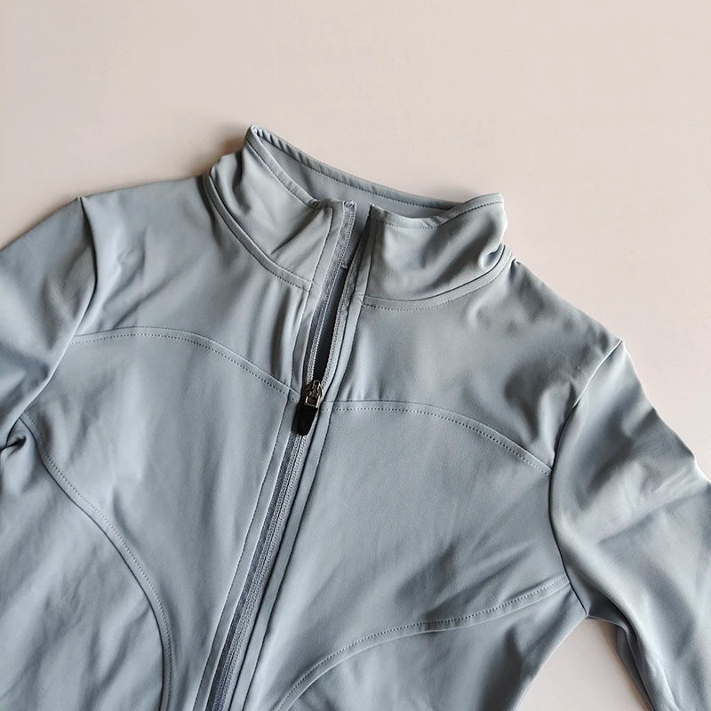 Women's Long Sleeved Zip Up Jacket