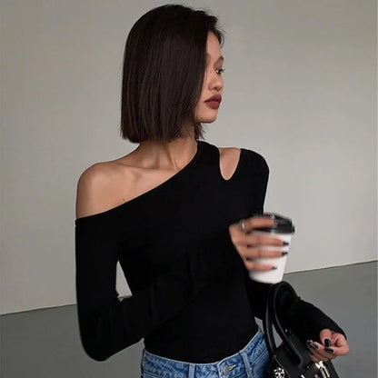 Women's Off-shoulder Long-sleeved Crop Top
