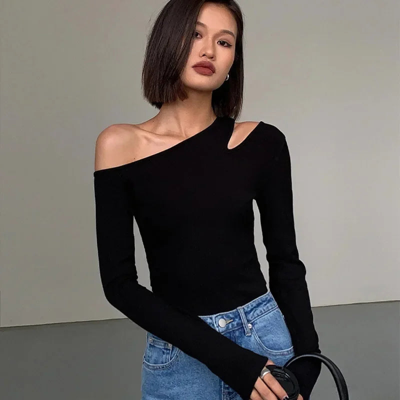 Women's Off-shoulder Long-sleeved Crop Top